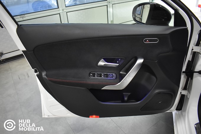 MERCEDES-BENZ A 180 d Automatic AMG Line Advanced Plus